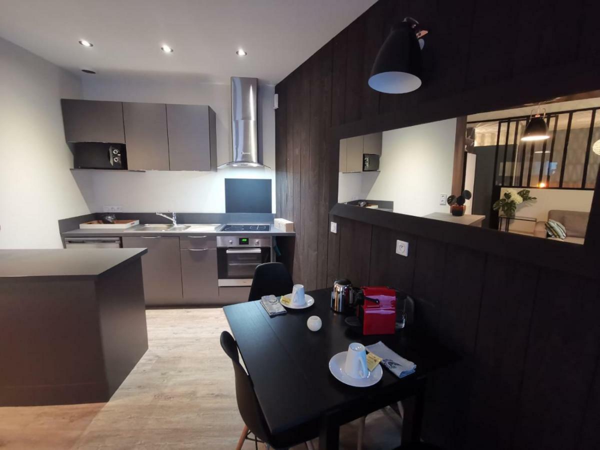 Au Saint Martin Lägenhet Cholet Exteriör bild